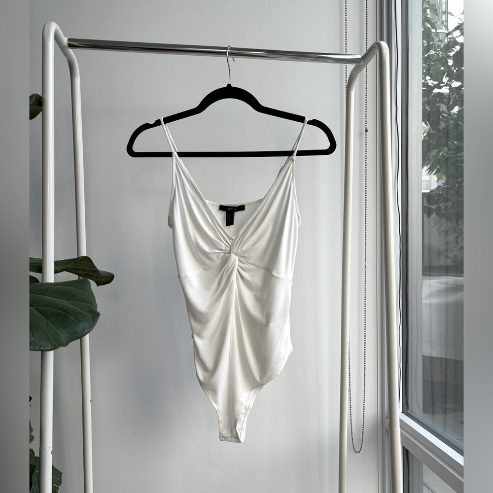 3/$25 FOREVER 21 | Twist front white spaghetti strap bodysuit